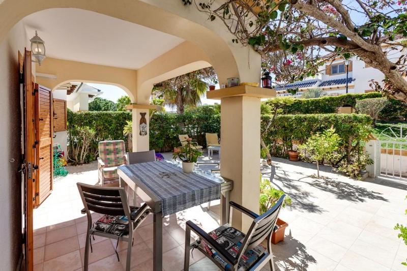 Bungalow Con Terraza La Mata La Mata  Kültér fotó